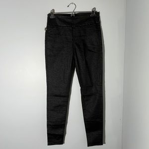 Rock and Republic black patterned pull-on denim - size 6